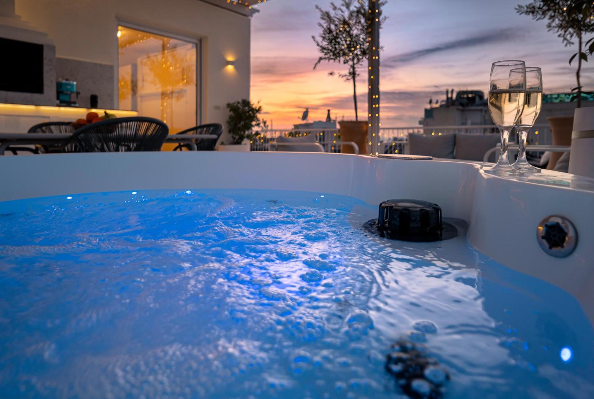 Rooftops Of - Areos Jacuzzi & View *